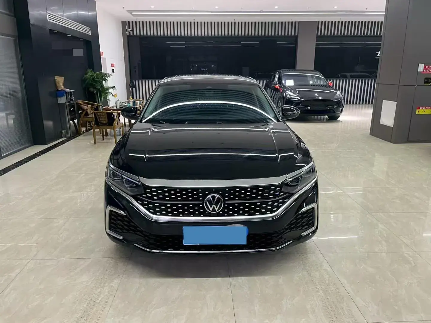 2022 VOLKSWAGEN PASSAT thumbnail 2