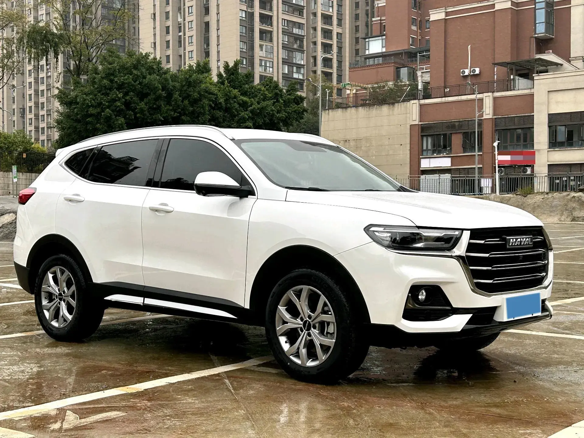 2021 HAVAL H6 thumbnail 3