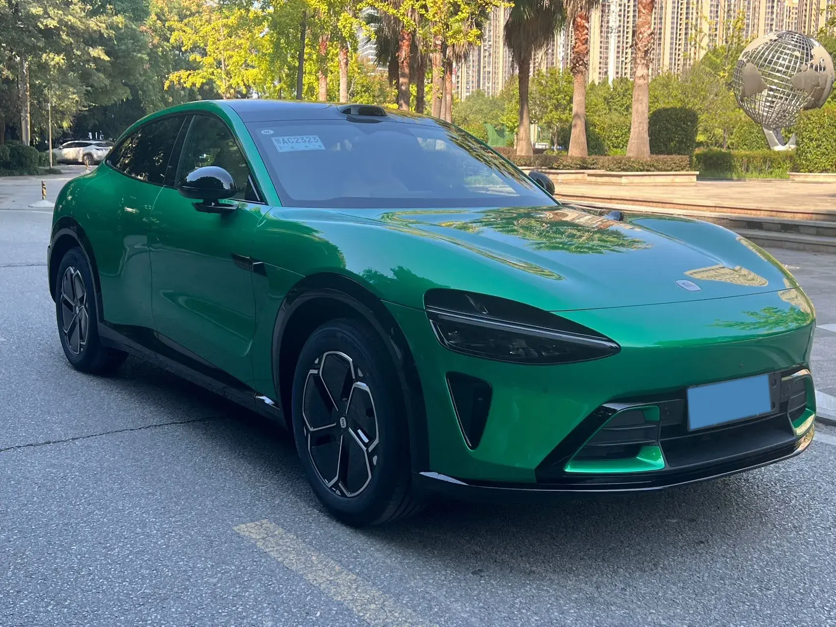 2025 MI YU7 thumbnail 3