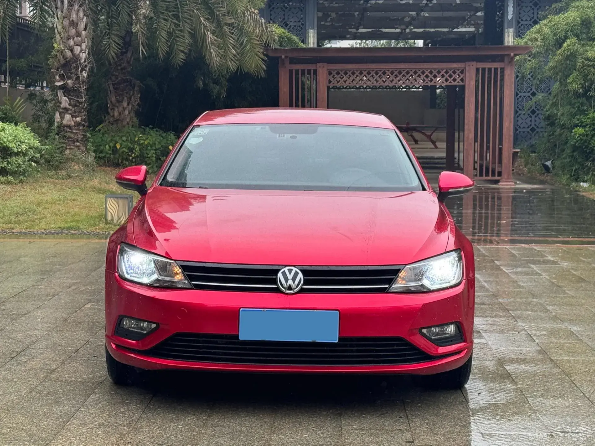 2018 VOLKSWAGEN LAMANDO thumbnail 2