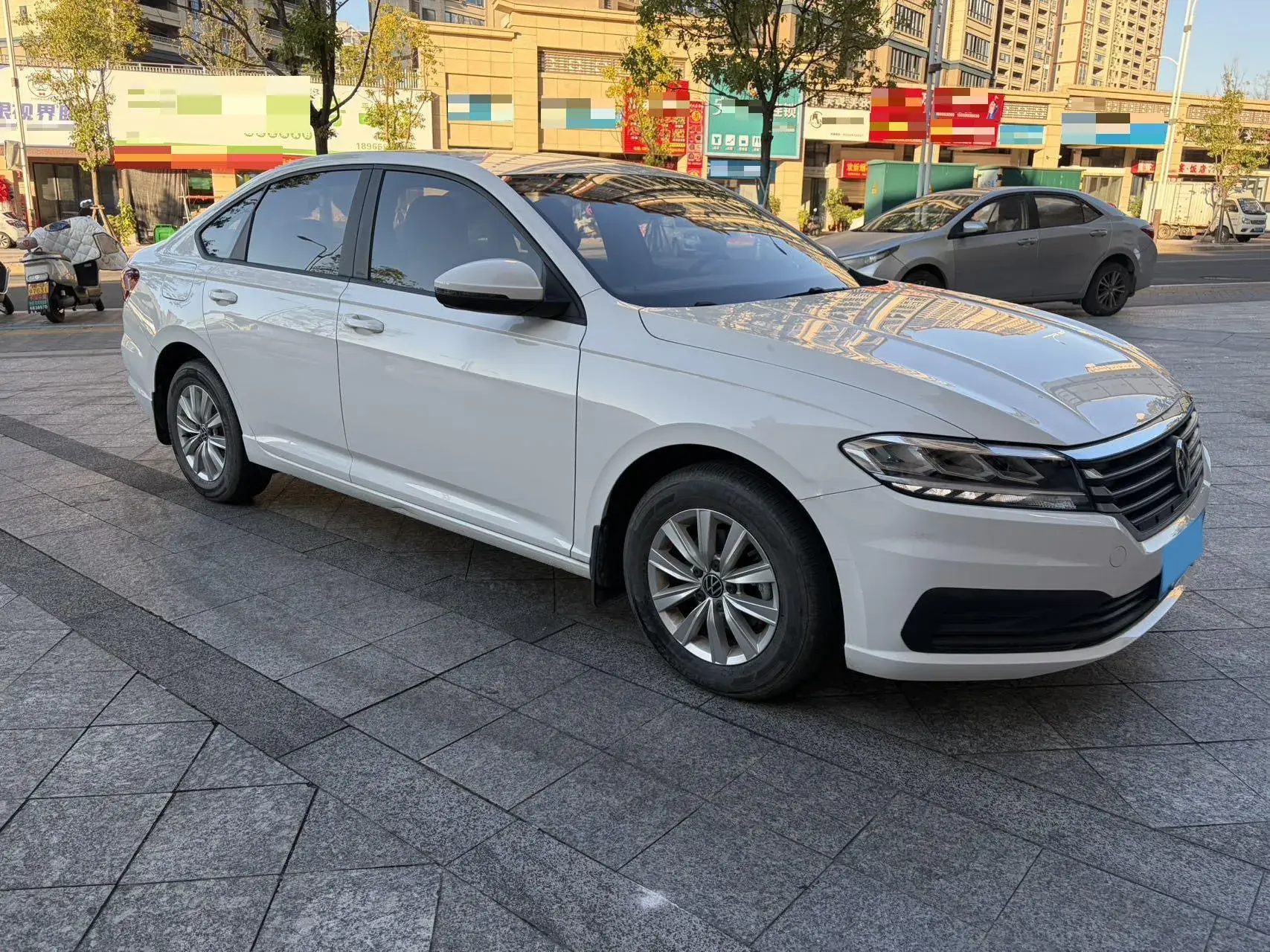 2021 VOLKSWAGEN LAVIDA thumbnail 3