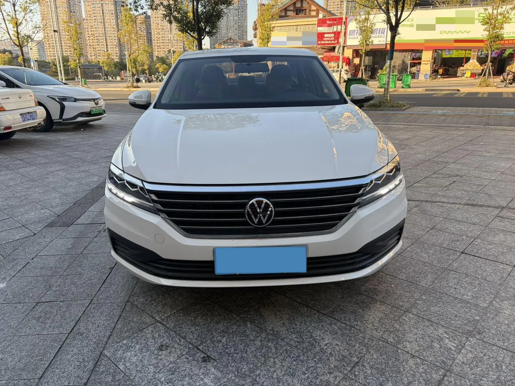 2021 VOLKSWAGEN LAVIDA thumbnail 2
