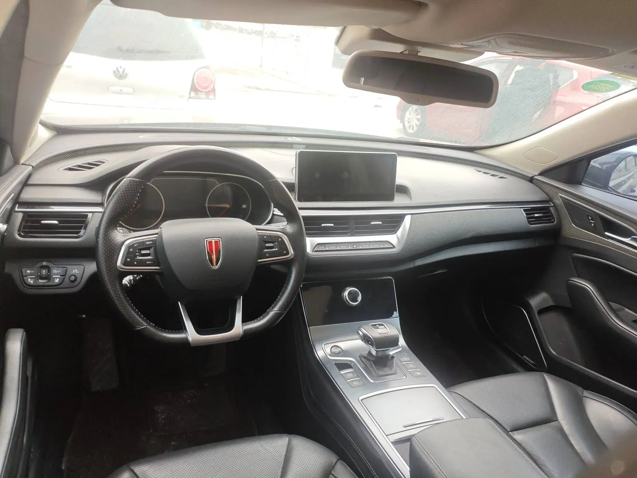 2020 HONGQI H5 thumbnail 3