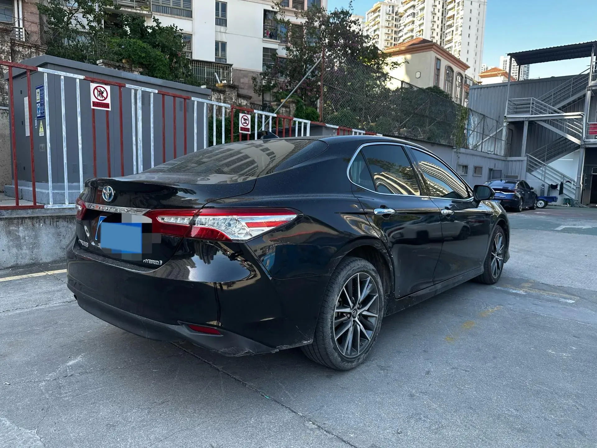 2021 TOYOTA CAMRY thumbnail 4