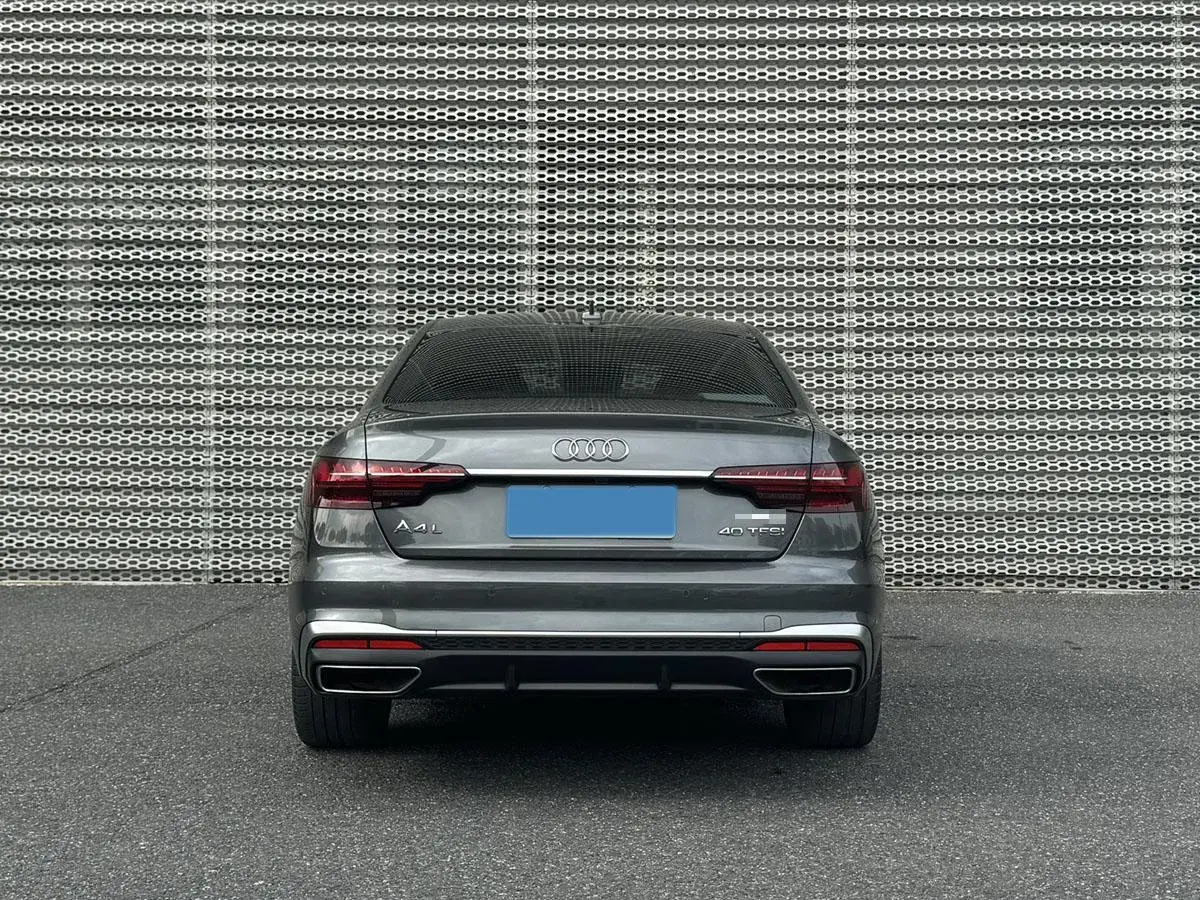 2020 AUDI A4L thumbnail 3