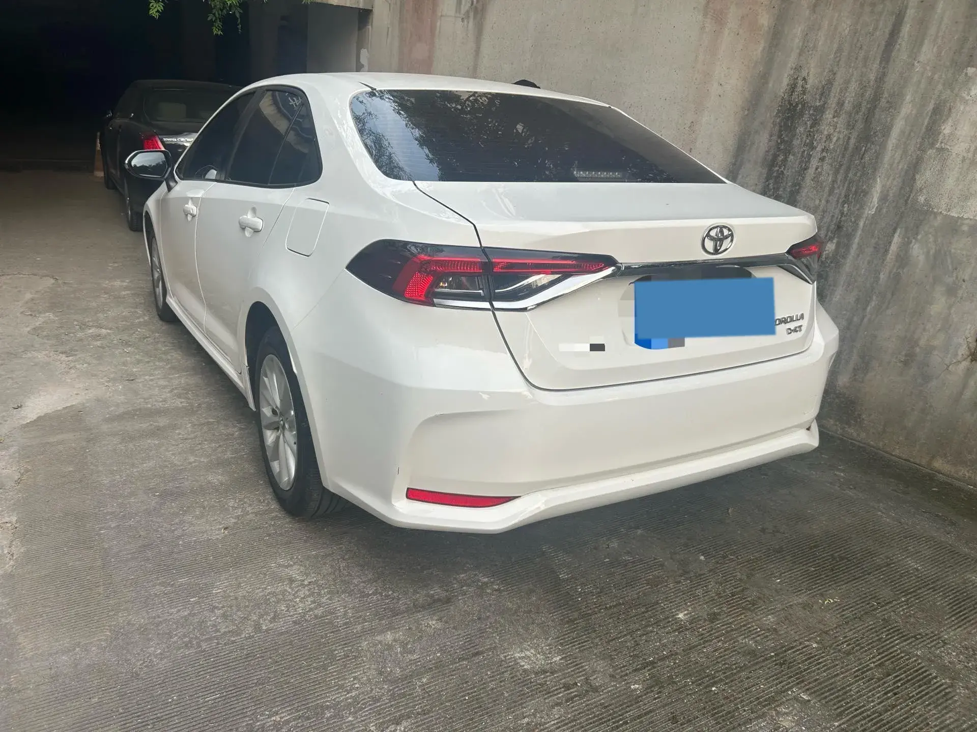 2021 TOYOTA COROLLA thumbnail 2