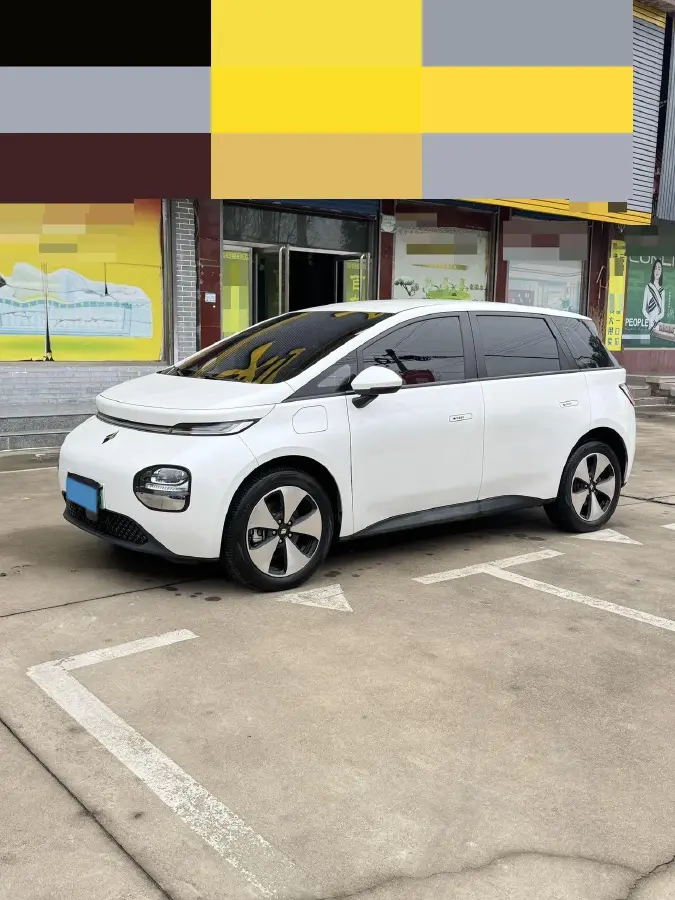 2023 BaoJun Cloud BEV 50.6KWH