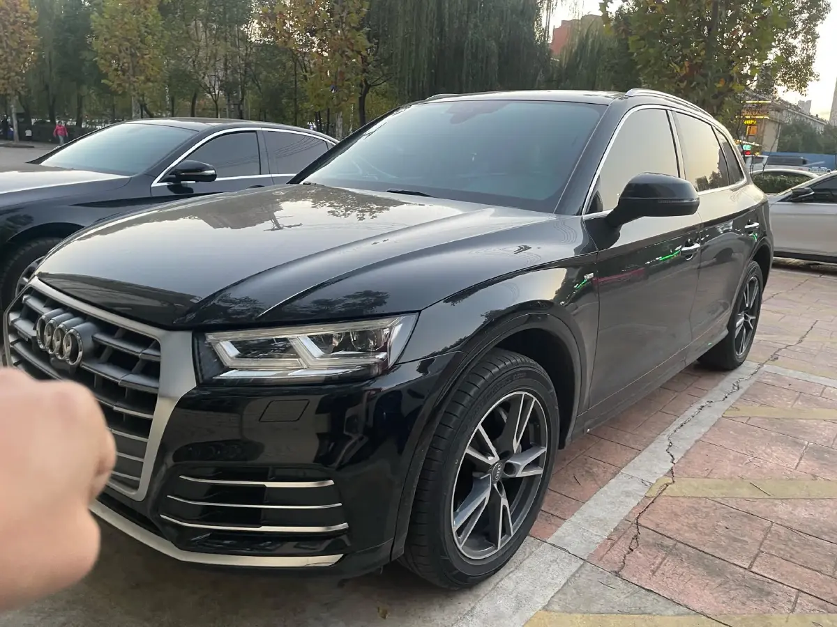 2020 Audi Q5L 2.0T 252HP L4 7DCT