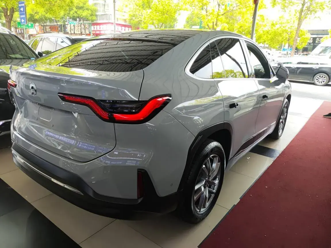 2022 NIO EC6 thumbnail 4