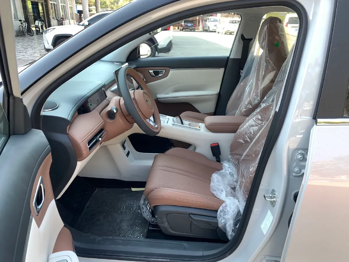 2025 WuLing BinGuo S BEV,autocango,china used car exporter,china ev exporter,chinese used car exporter,chinese used ev exporter