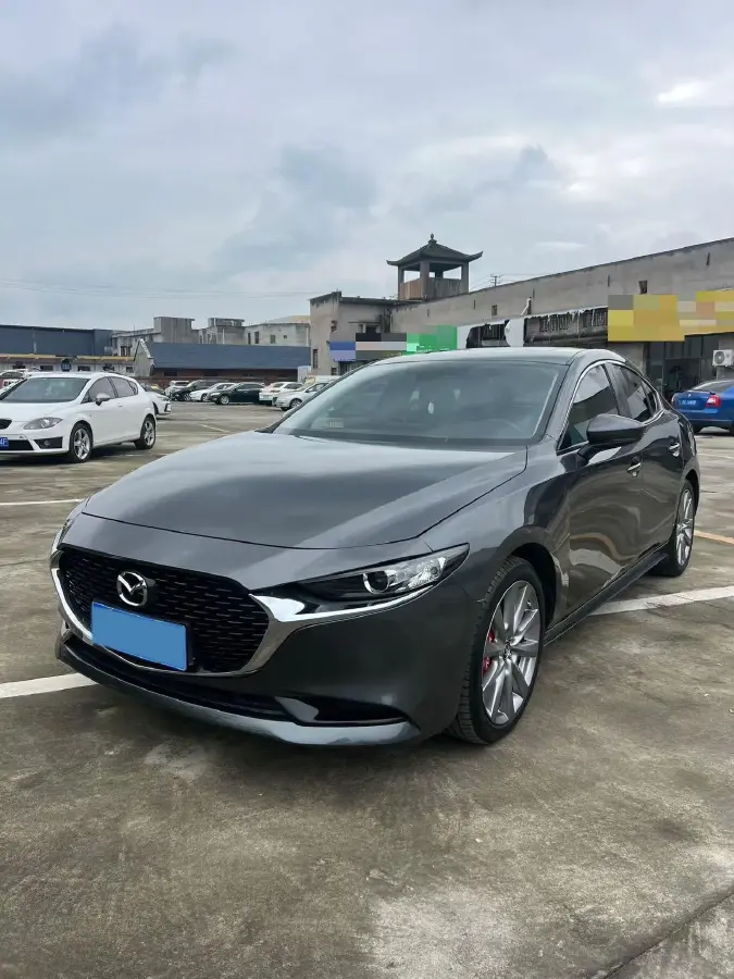 2021 Mazda 3 Axela 2.0L 158HP L4 6AT