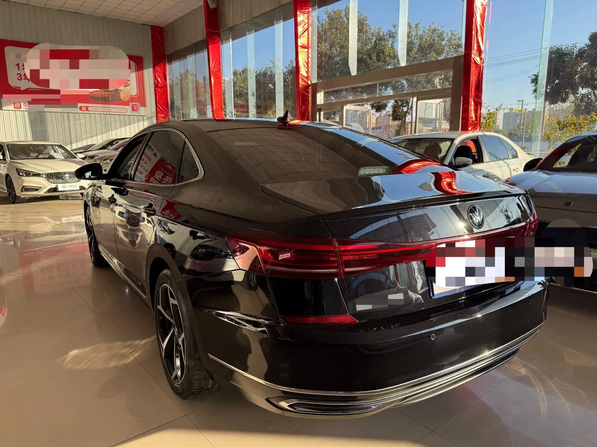 2025 VOLKSWAGEN PASSAT thumbnail 3