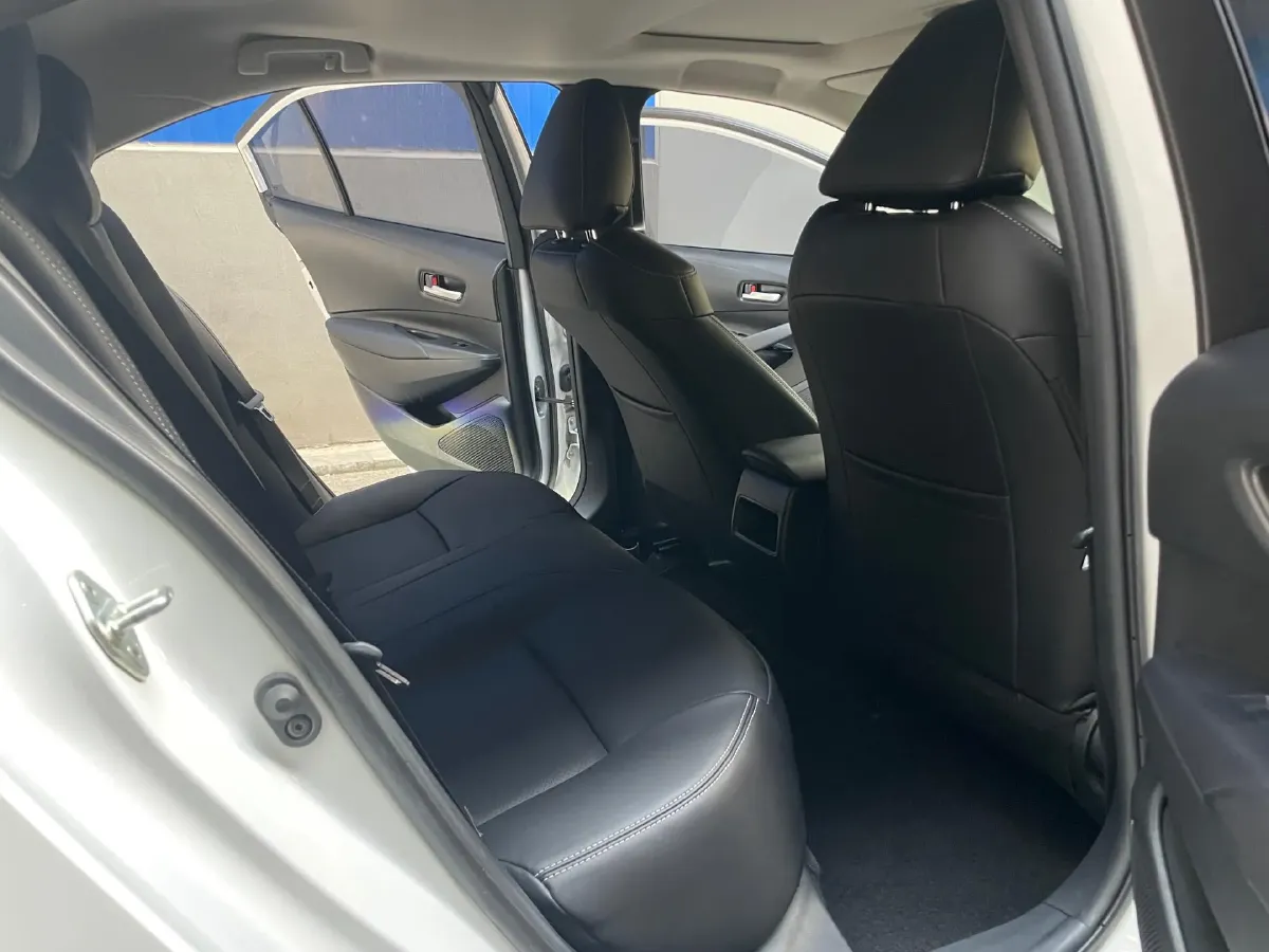 2021 Toyota Corolla 1.2T 116HP L4 CVT,autocango,china used car exporter,china ev exporter,chinese used car exporter,chinese used ev exporter