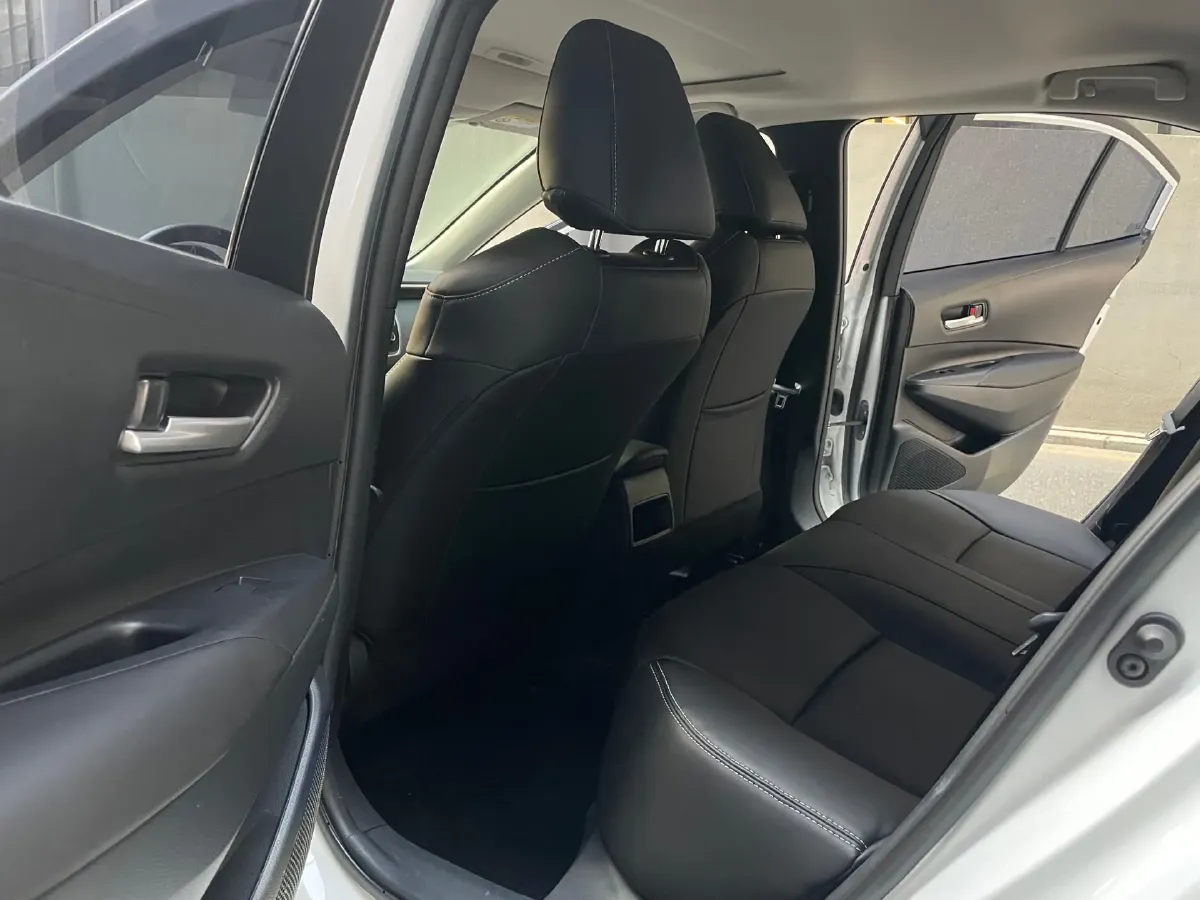 2021 Toyota Corolla 1.2T 116HP L4 CVT,autocango,china used car exporter,china ev exporter,chinese used car exporter,chinese used ev exporter