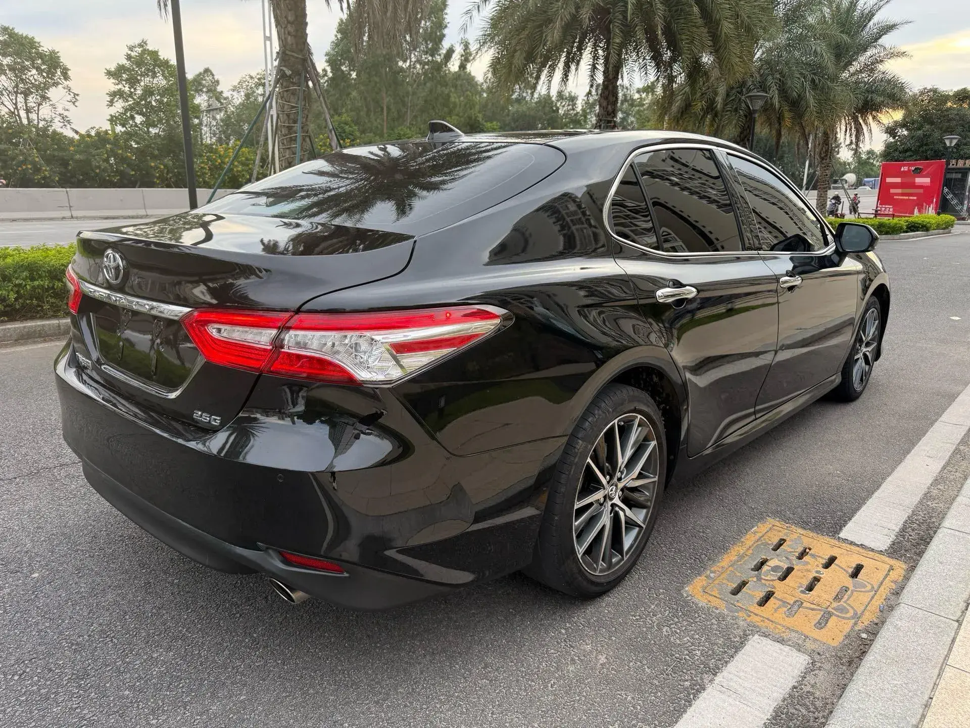 2021 TOYOTA CAMRY thumbnail 4