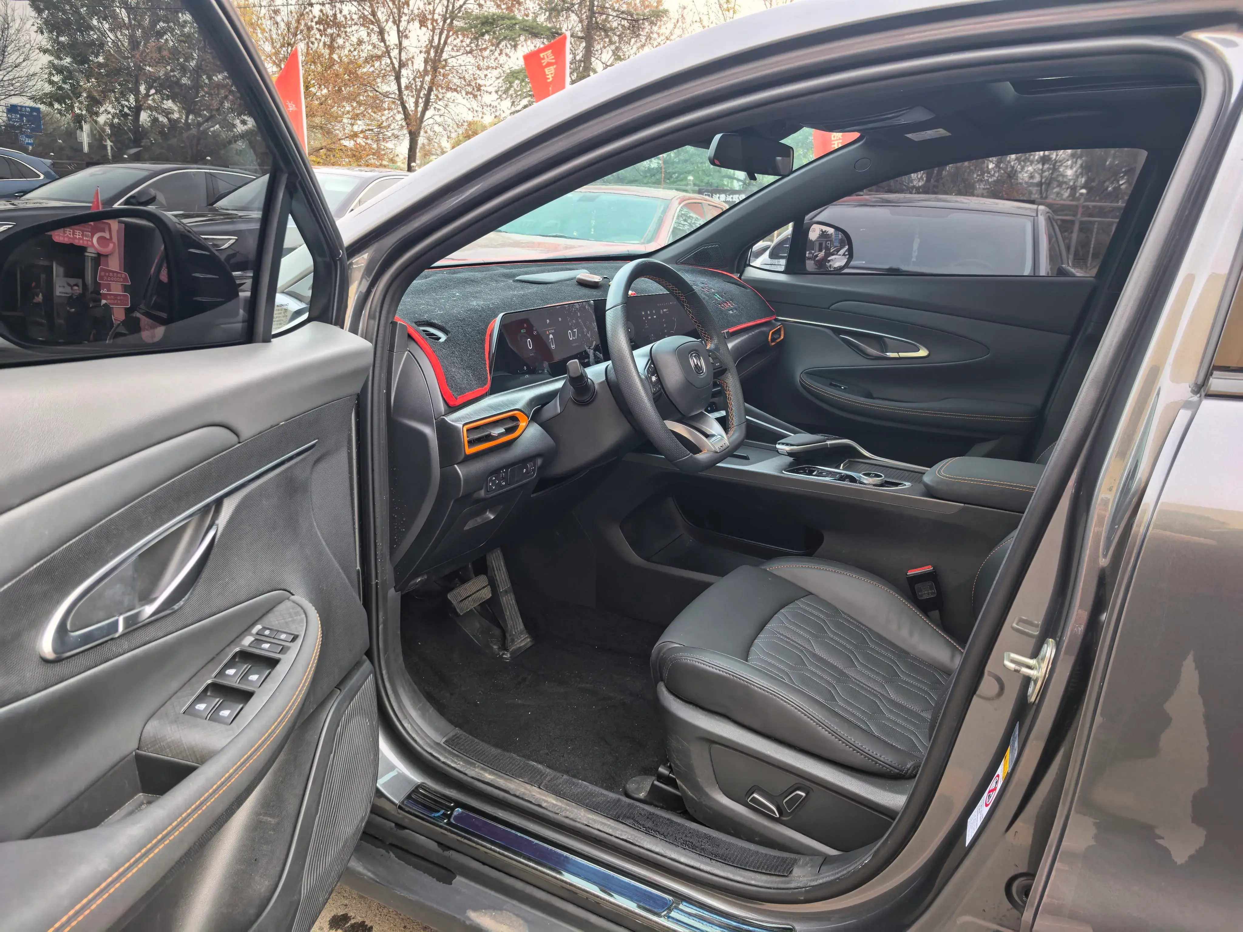 2022 CHANGAN UNI-T thumbnail 4