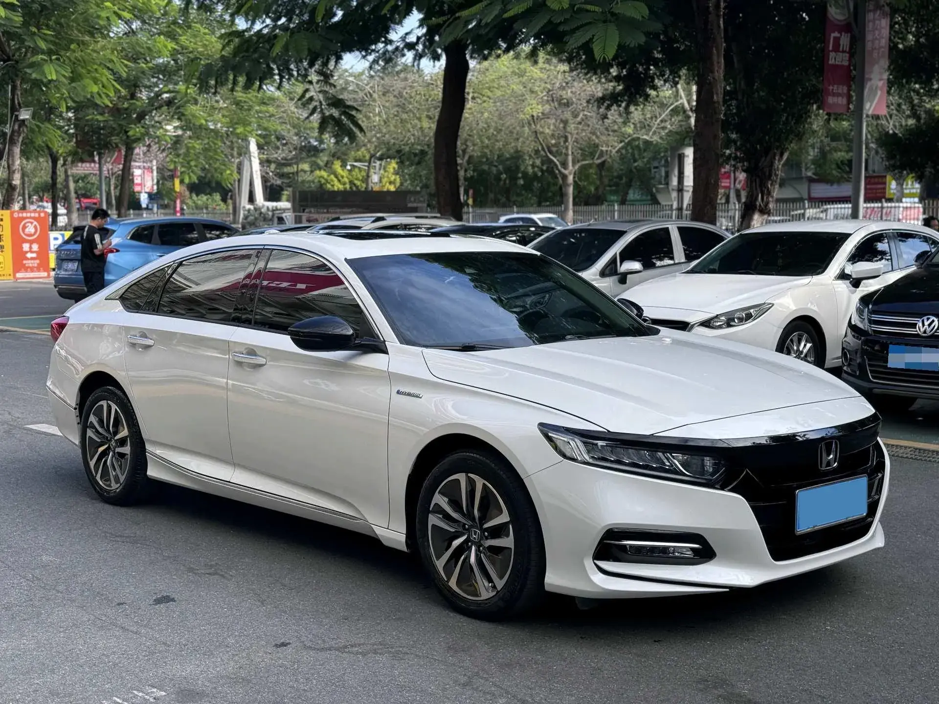 2018 HONDA ACCORD thumbnail 3