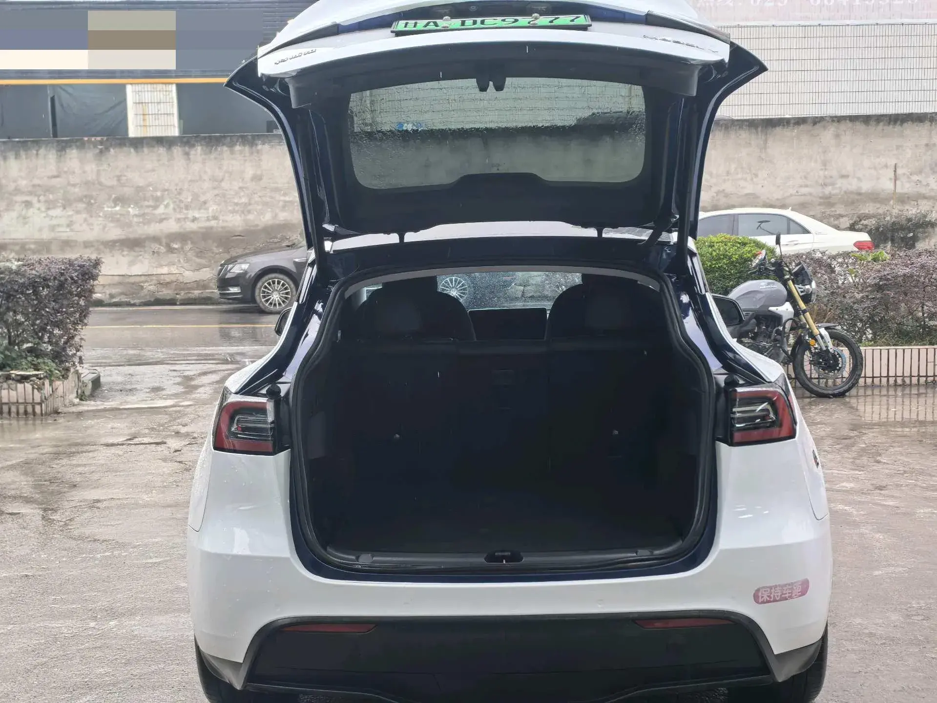 2022 TESLA MODEL thumbnail 4