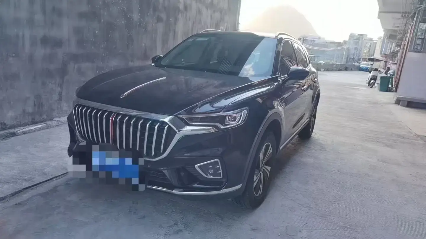 2022 HONGQI HS5 view 1