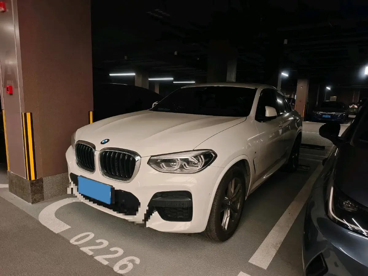 2020 BMW X4 2.0T 184HP L4 8AT