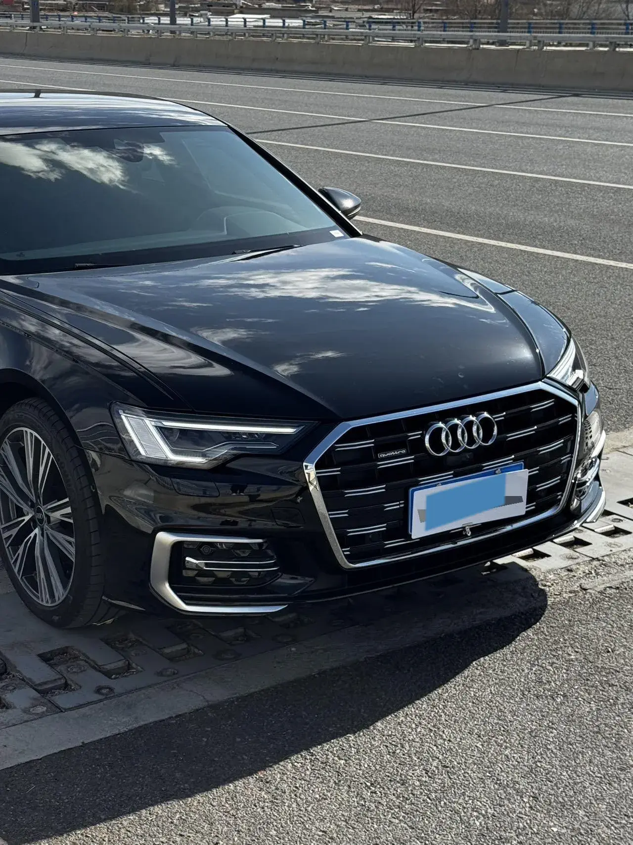 2025 AUDI A6L thumbnail 2