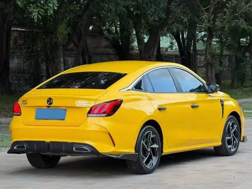 2021 MG 5 thumbnail 4