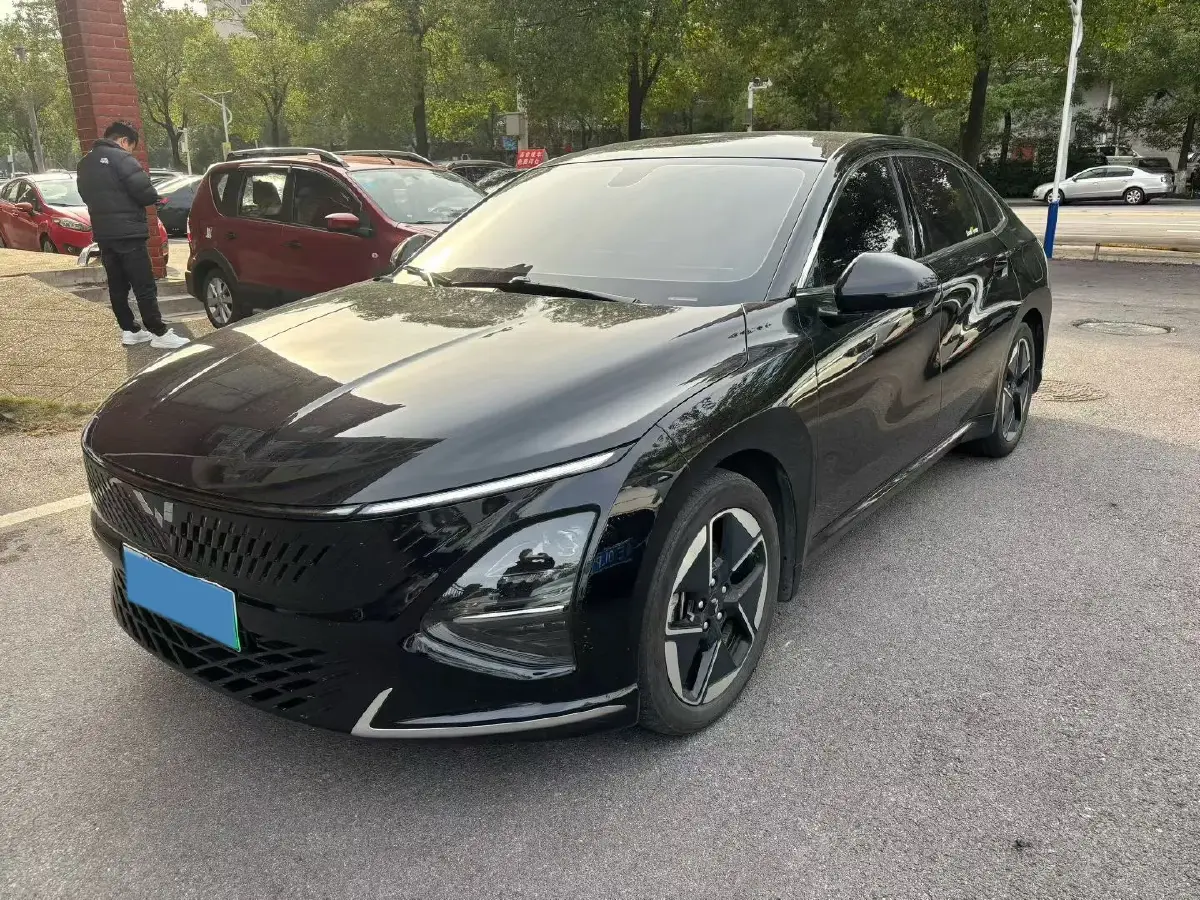 2023 WuLing XingGuang 1.5L 106HP L4 E-CVT PHEV 20.5KWH