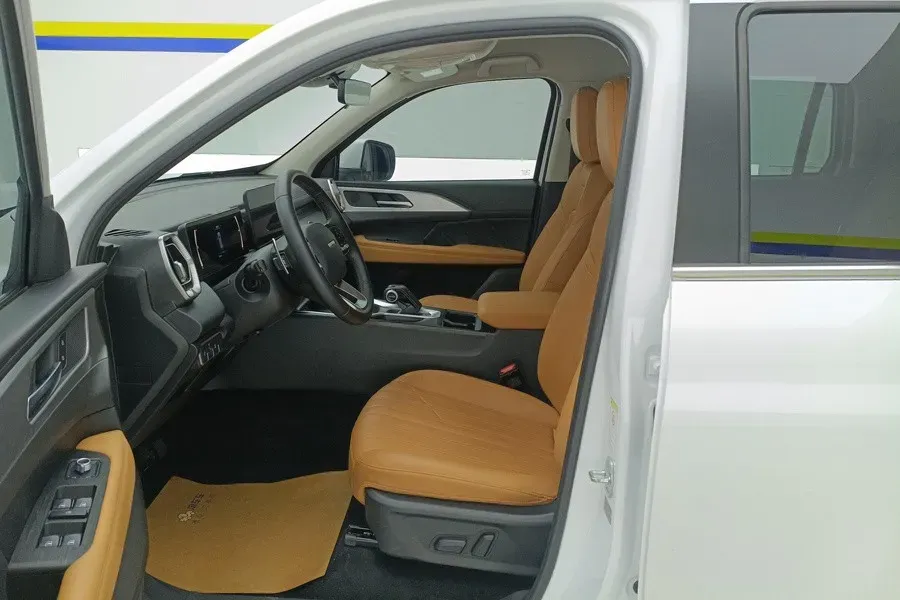 2023 Haval H5 2.0T 224HP L4 8AT,autocango,china used car exporter,china ev exporter,chinese used car exporter,chinese used ev exporter