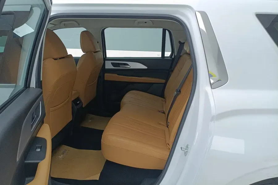 2023 Haval H5 2.0T 224HP L4 8AT,autocango,china used car exporter,china ev exporter,chinese used car exporter,chinese used ev exporter