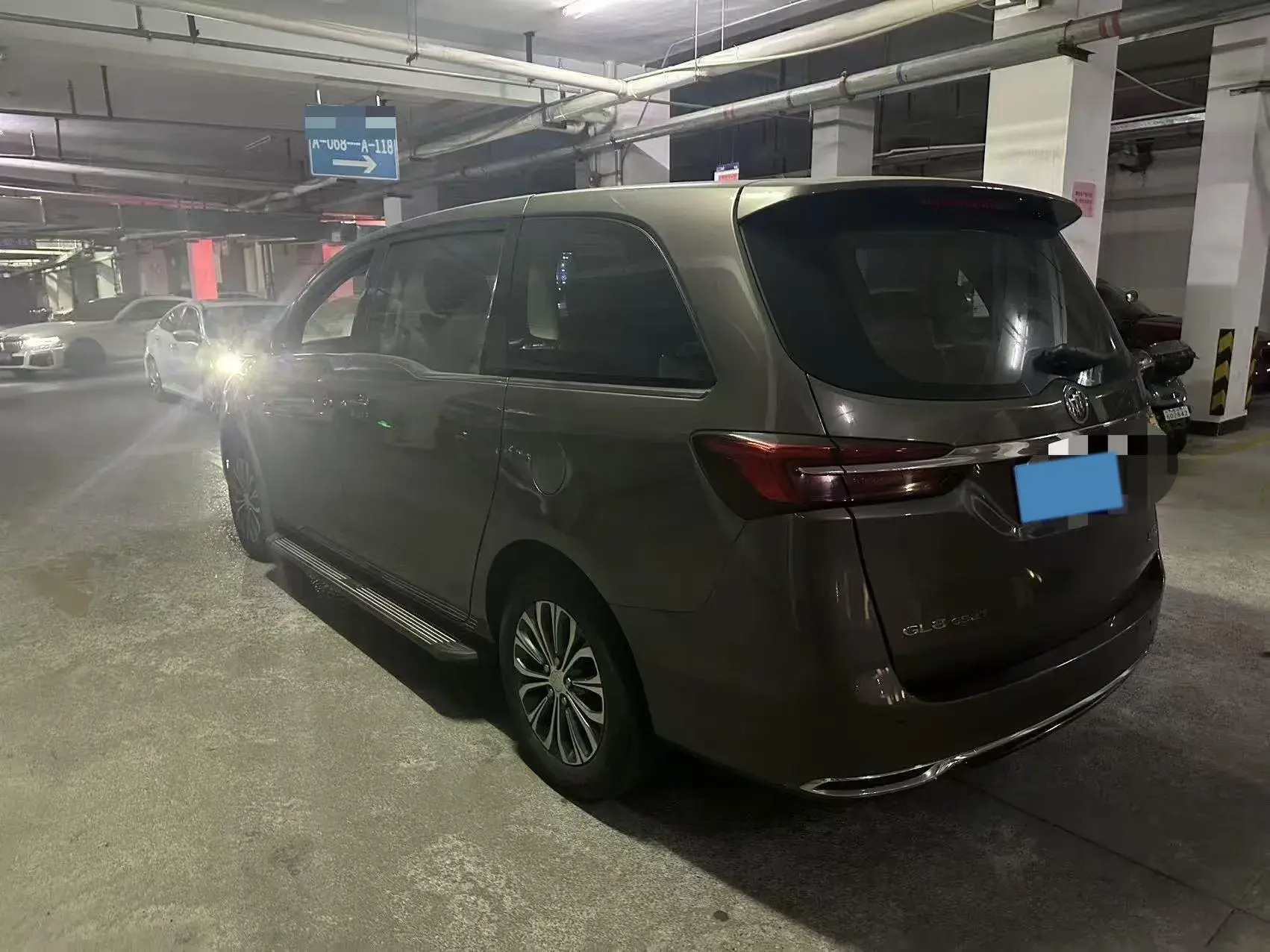 2021 BUICK GL8 thumbnail 3