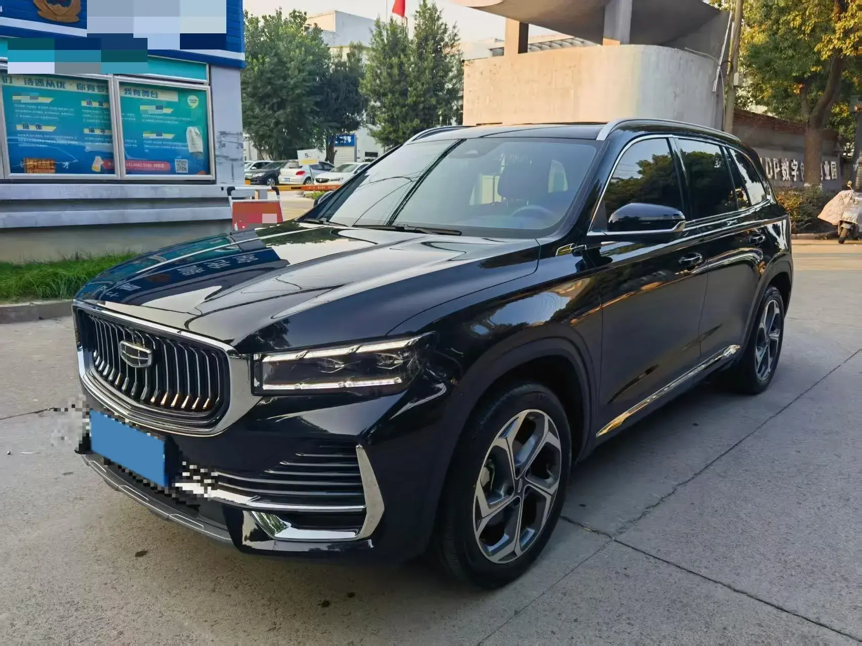 2024 GEELY MONJARO view 1