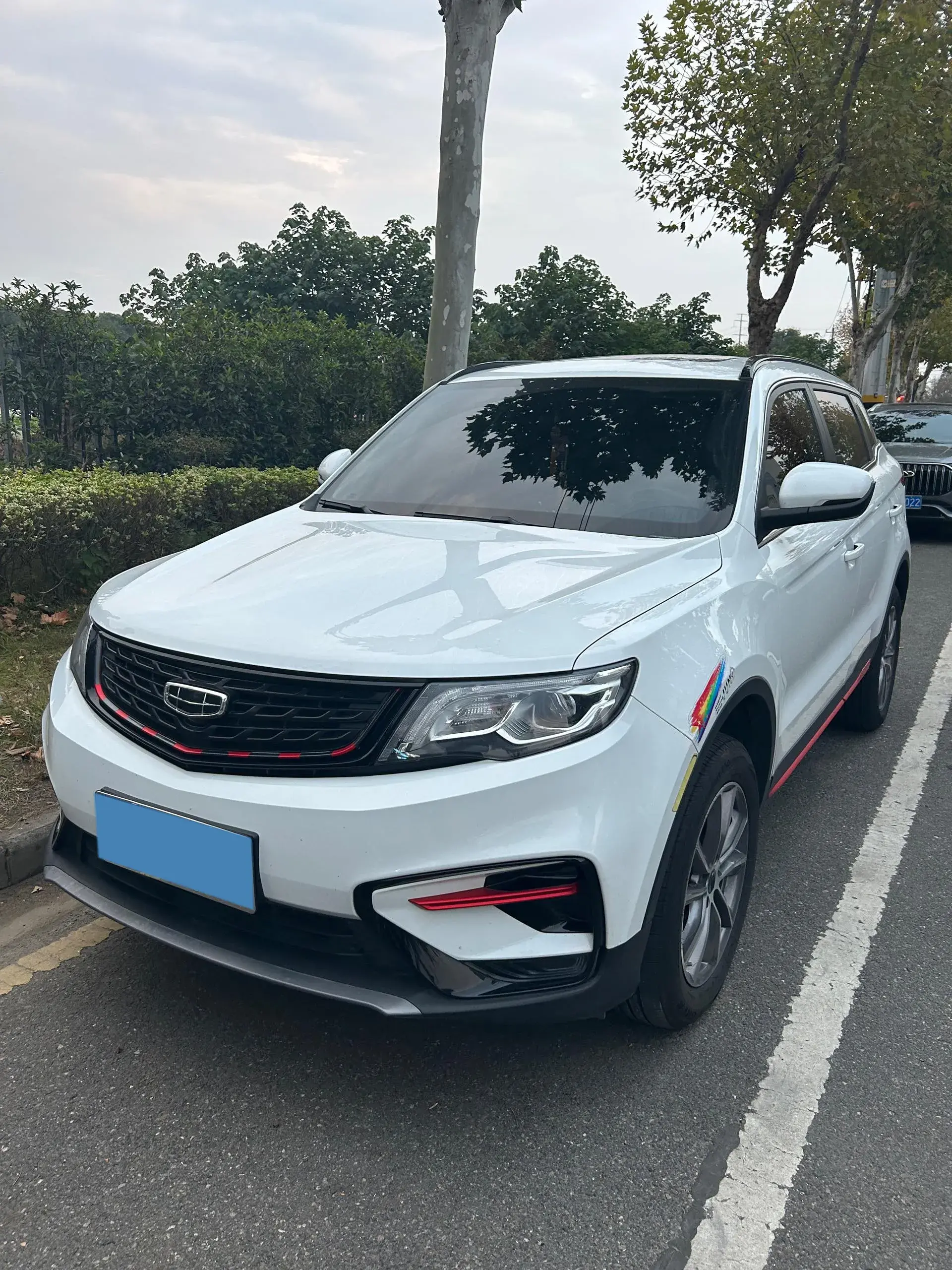 2021 GEELY AZKARRA view 1