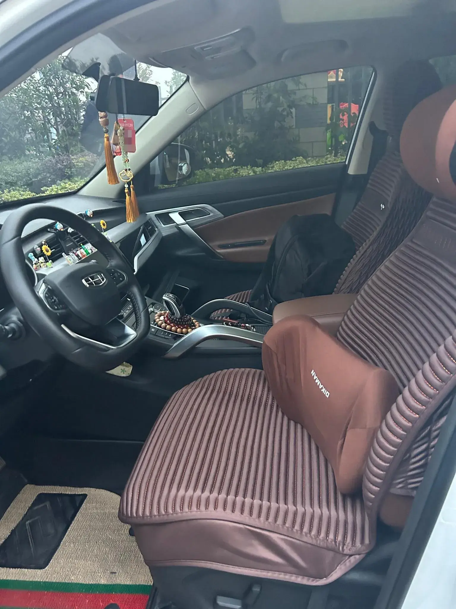 2021 GEELY AZKARRA thumbnail 3