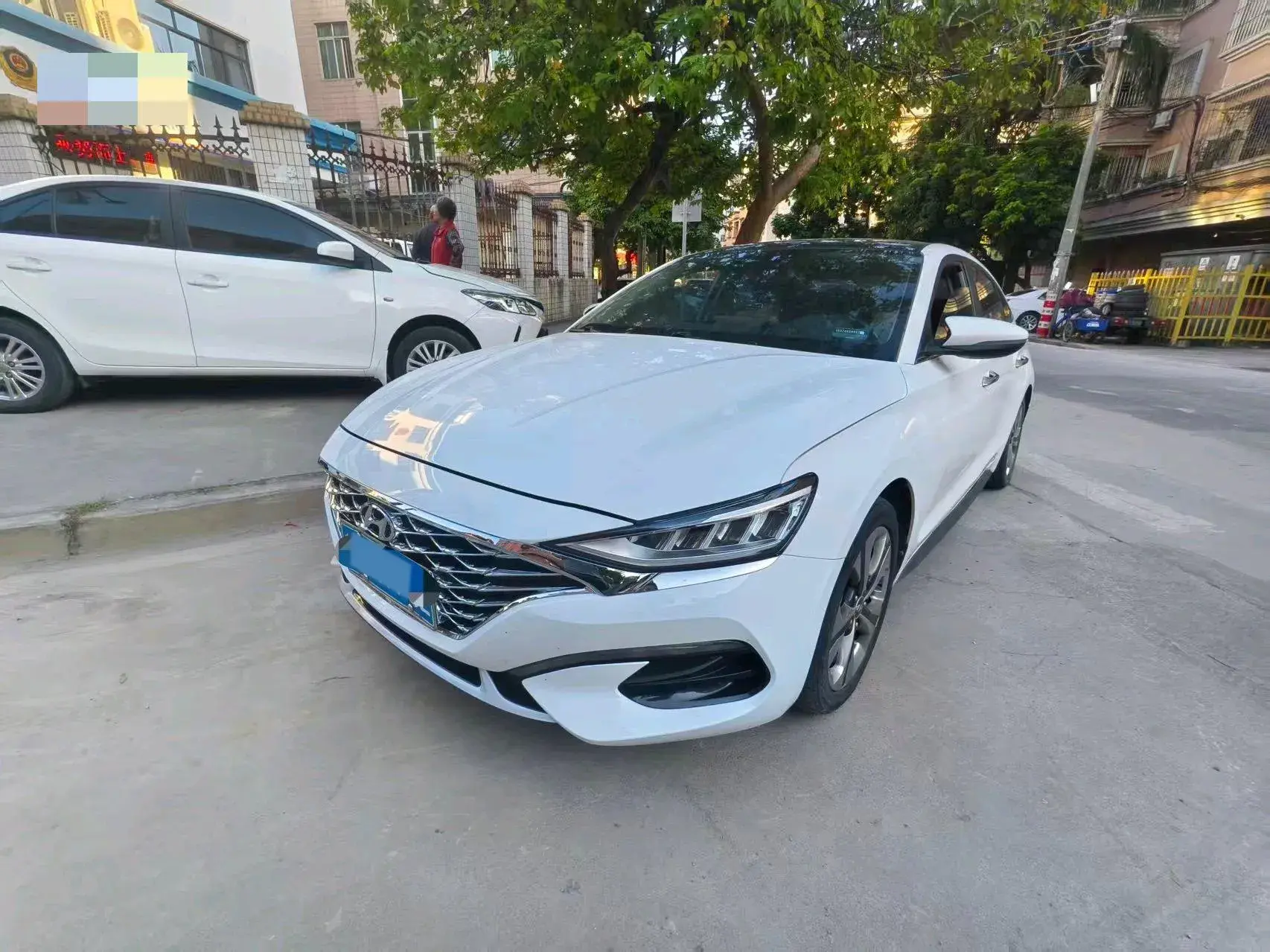 2019 HYUNDAI LA view 1