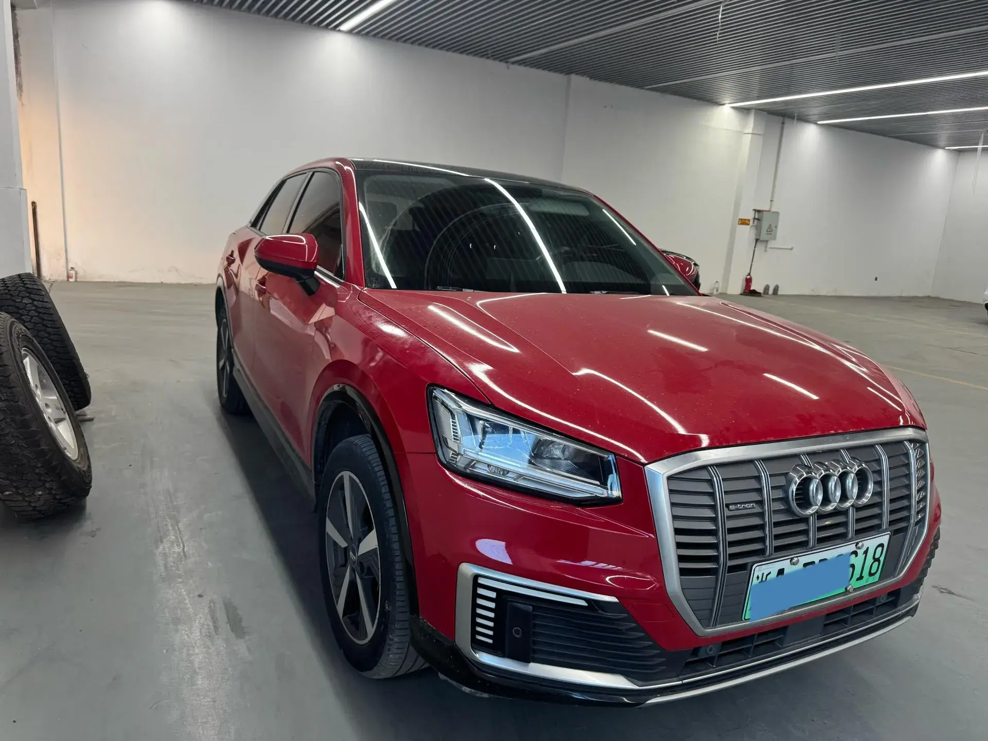 2019 AUDI Q2L thumbnail 2