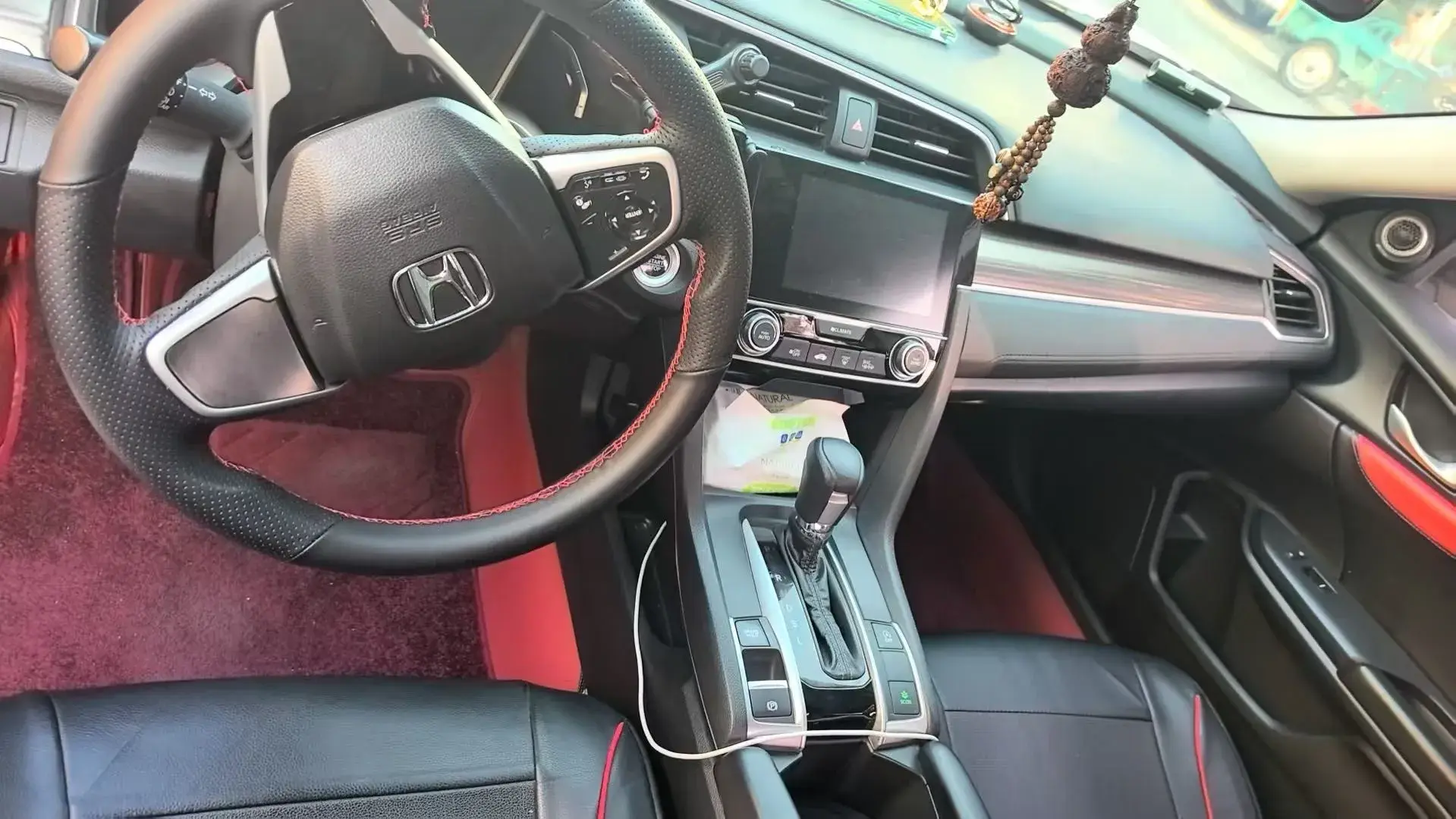 2019 HONDA CIVIC thumbnail 4