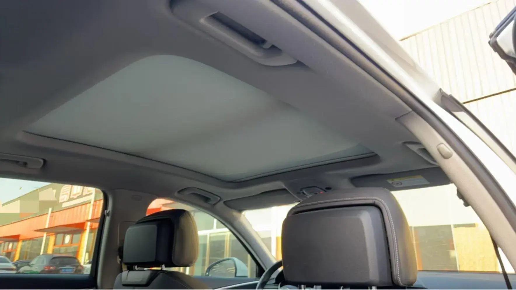 2020 AUDI A4L thumbnail 4