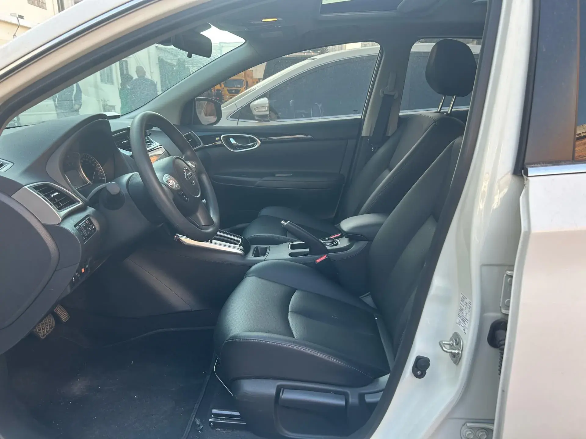 2022 NISSAN SYLPHY thumbnail 4