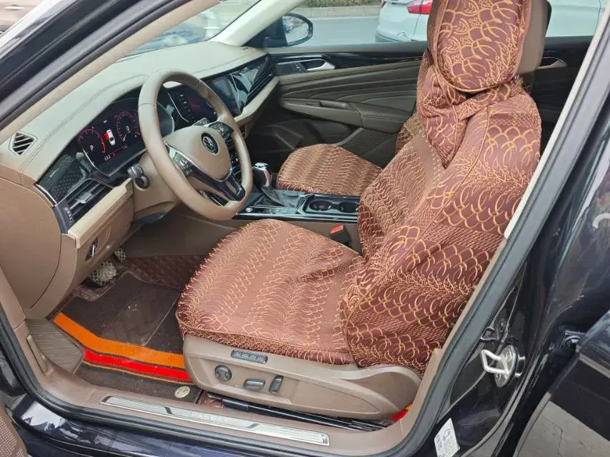 2021 VOLKSWAGEN PASSAT thumbnail 4