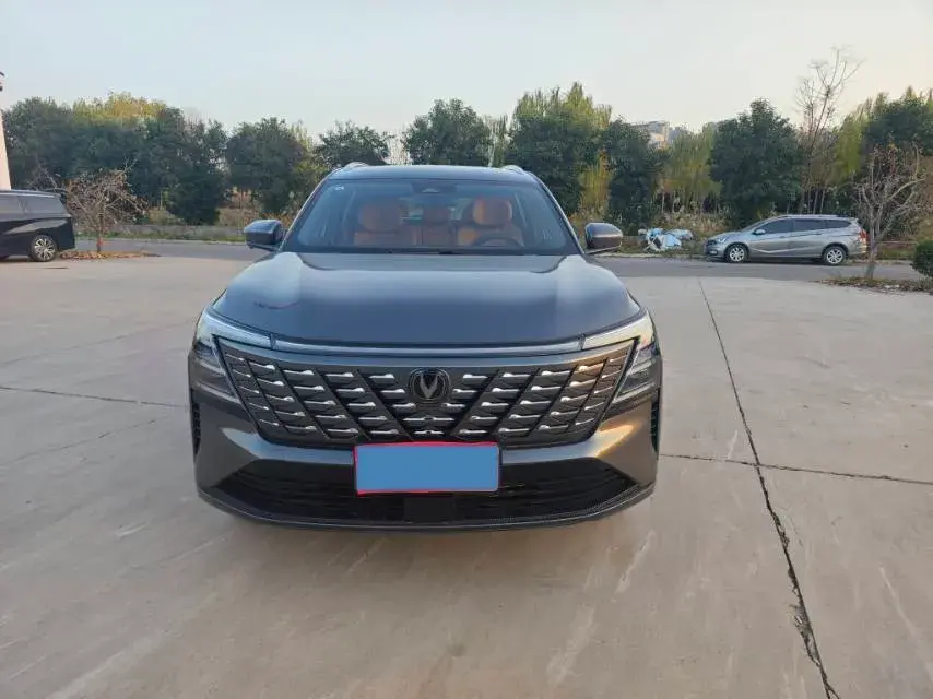 2025 CHANGAN CS75 thumbnail 2