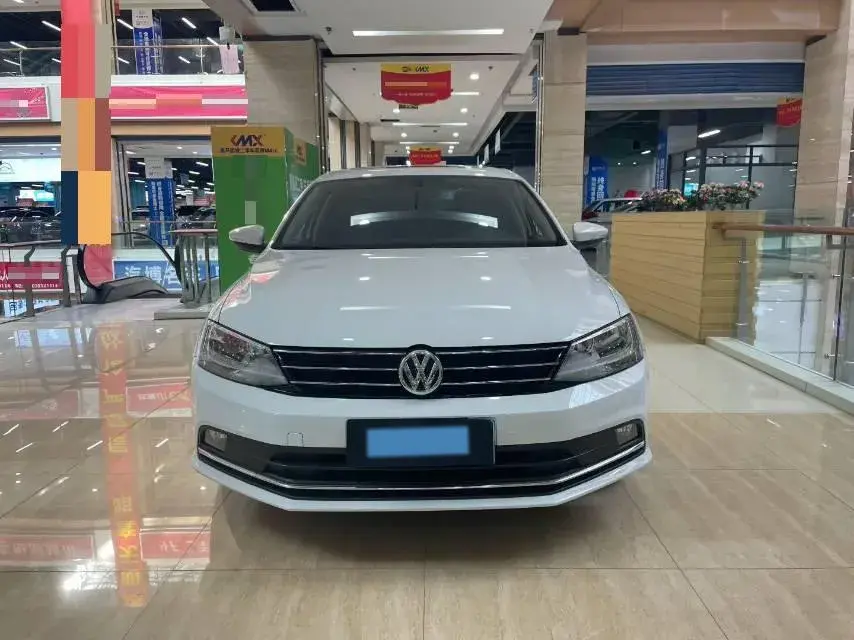2018 VOLKSWAGEN SAGITAR thumbnail 2