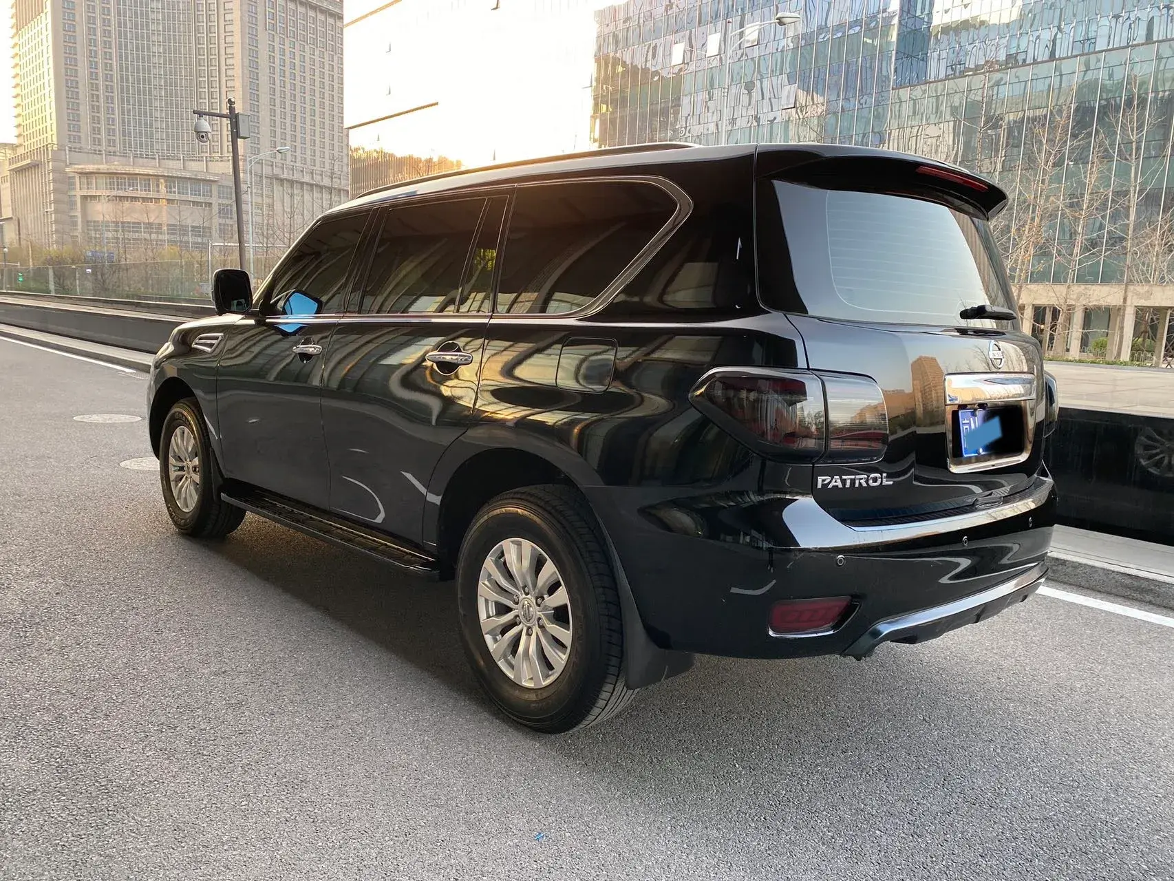 2018 NISSAN PATROL thumbnail 4
