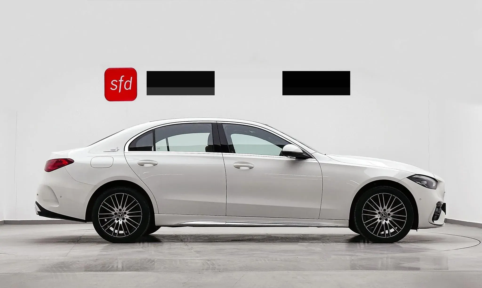 2025 MERCEDES-BENZ C thumbnail 3