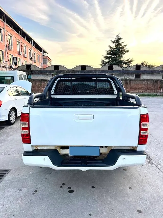 2018 Isuzu Jim 2.8T 116HP L4 5MT,autocango,china used car exporter,china ev exporter,chinese used car exporter,chinese used ev exporter