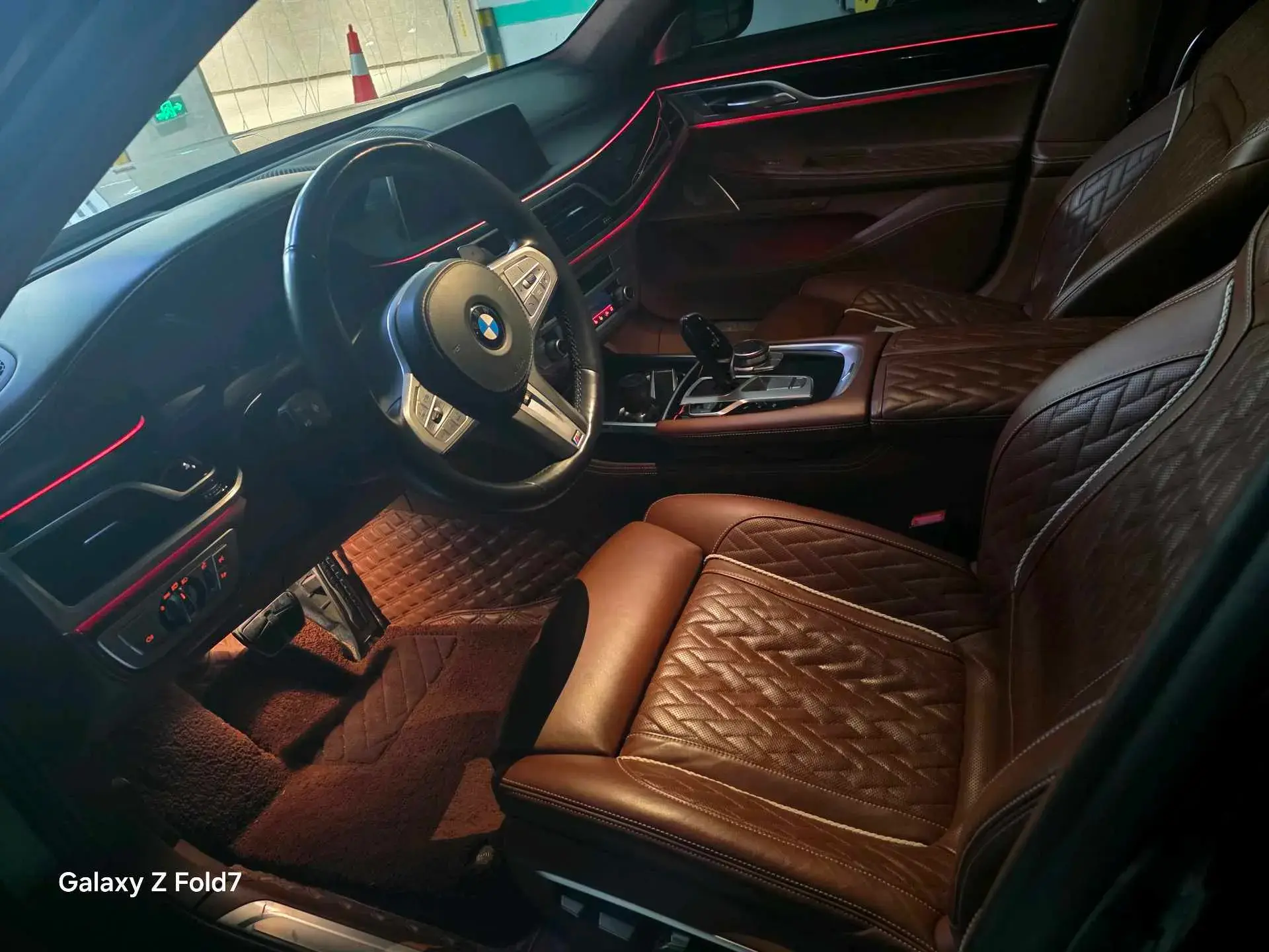 2019 BMW 7 thumbnail 3