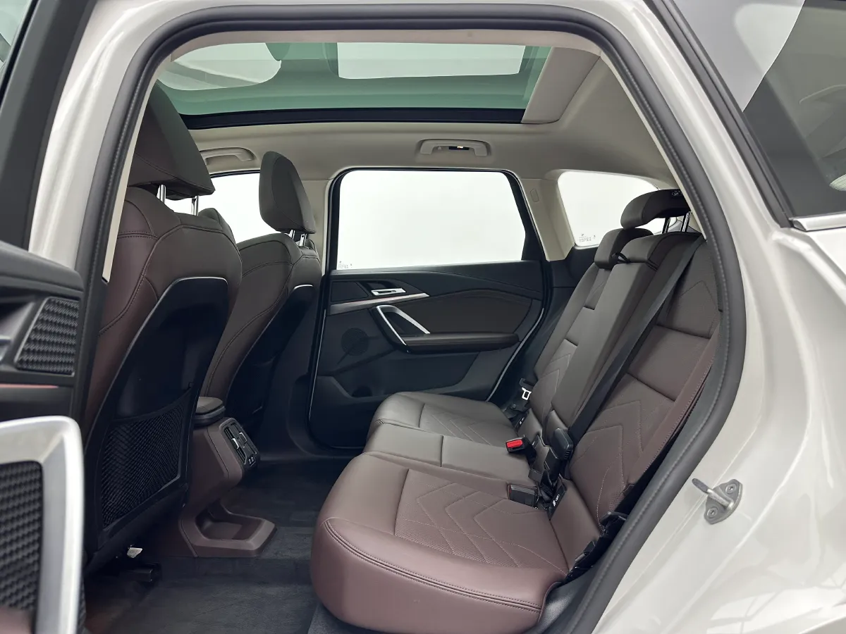 2025 BMW iX1 BEV,autocango,china used car exporter,china ev exporter,chinese used car exporter,chinese used ev exporter