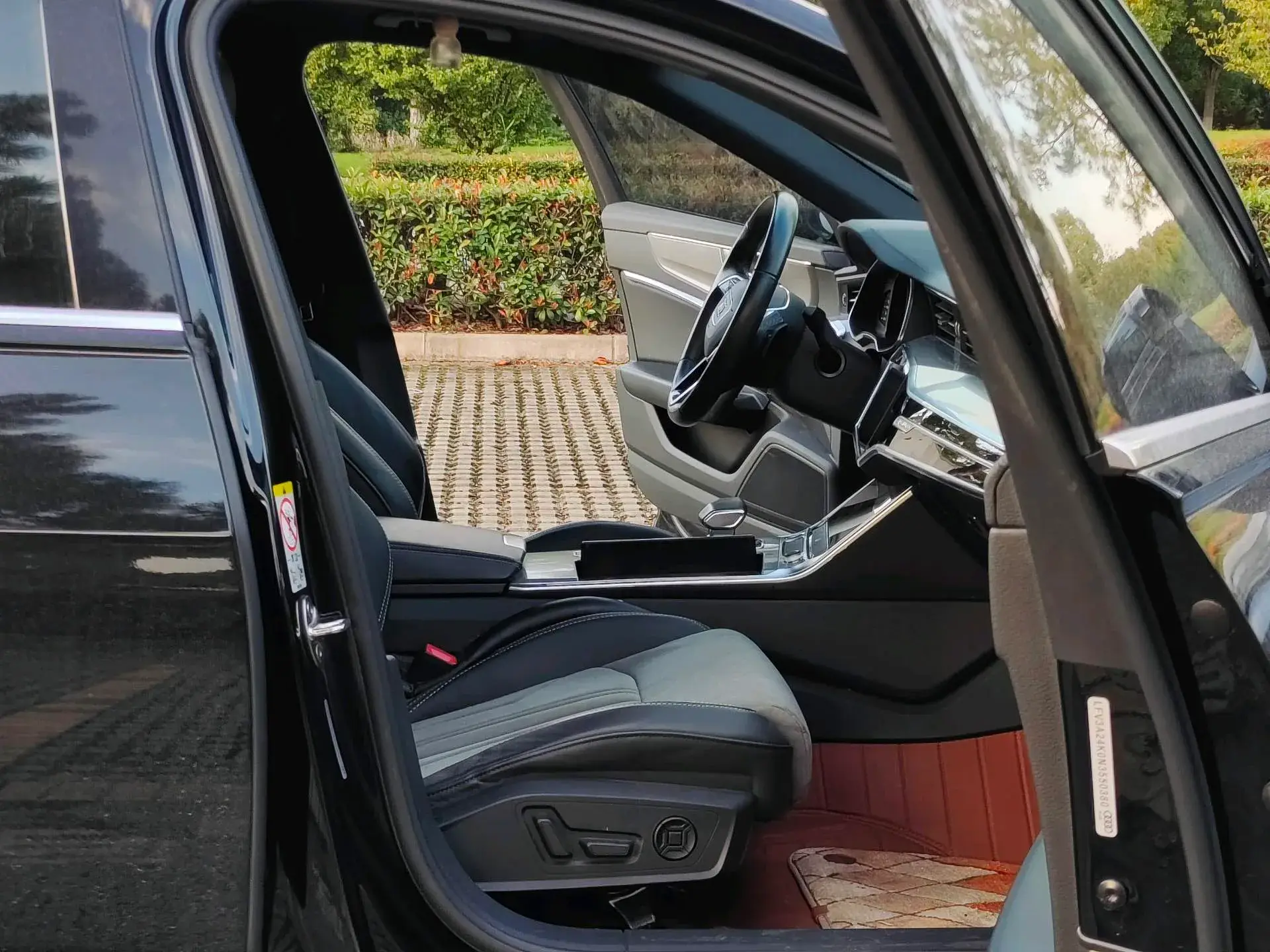 2022 AUDI A6L thumbnail 2