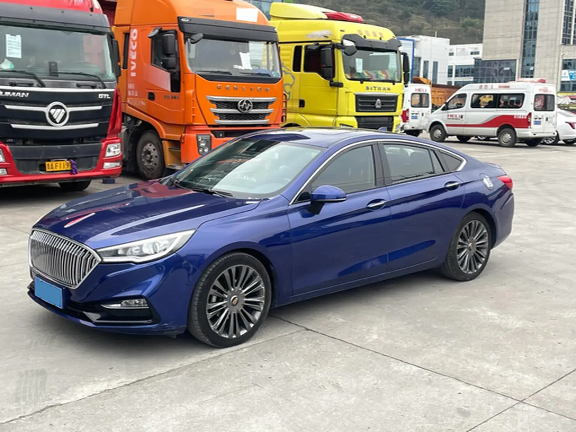 2019 HONGQI H5 thumbnail 2
