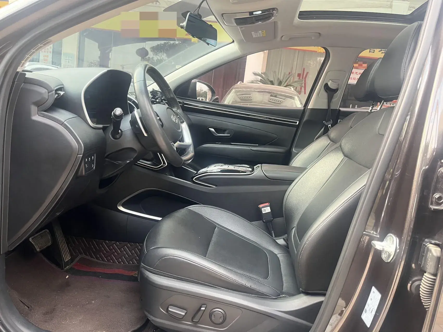 2021 HYUNDAI TUCSON thumbnail 4