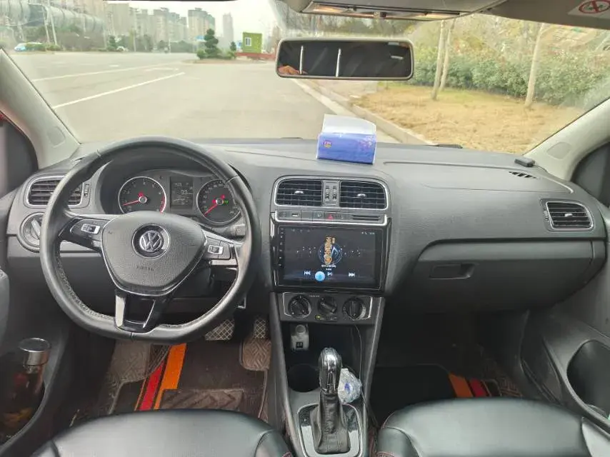 2018 VOLKSWAGEN POLO thumbnail 4